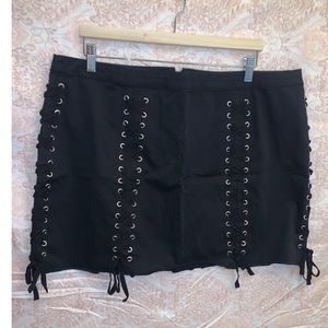 Forever 21 Black Plus Mini Skirt